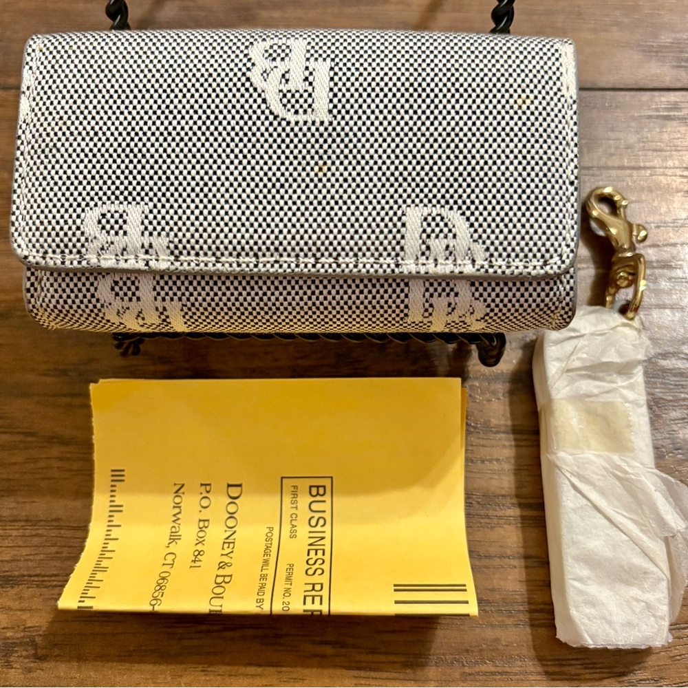 NEW Dooney and Bourke Lipstick Holder Wristlet